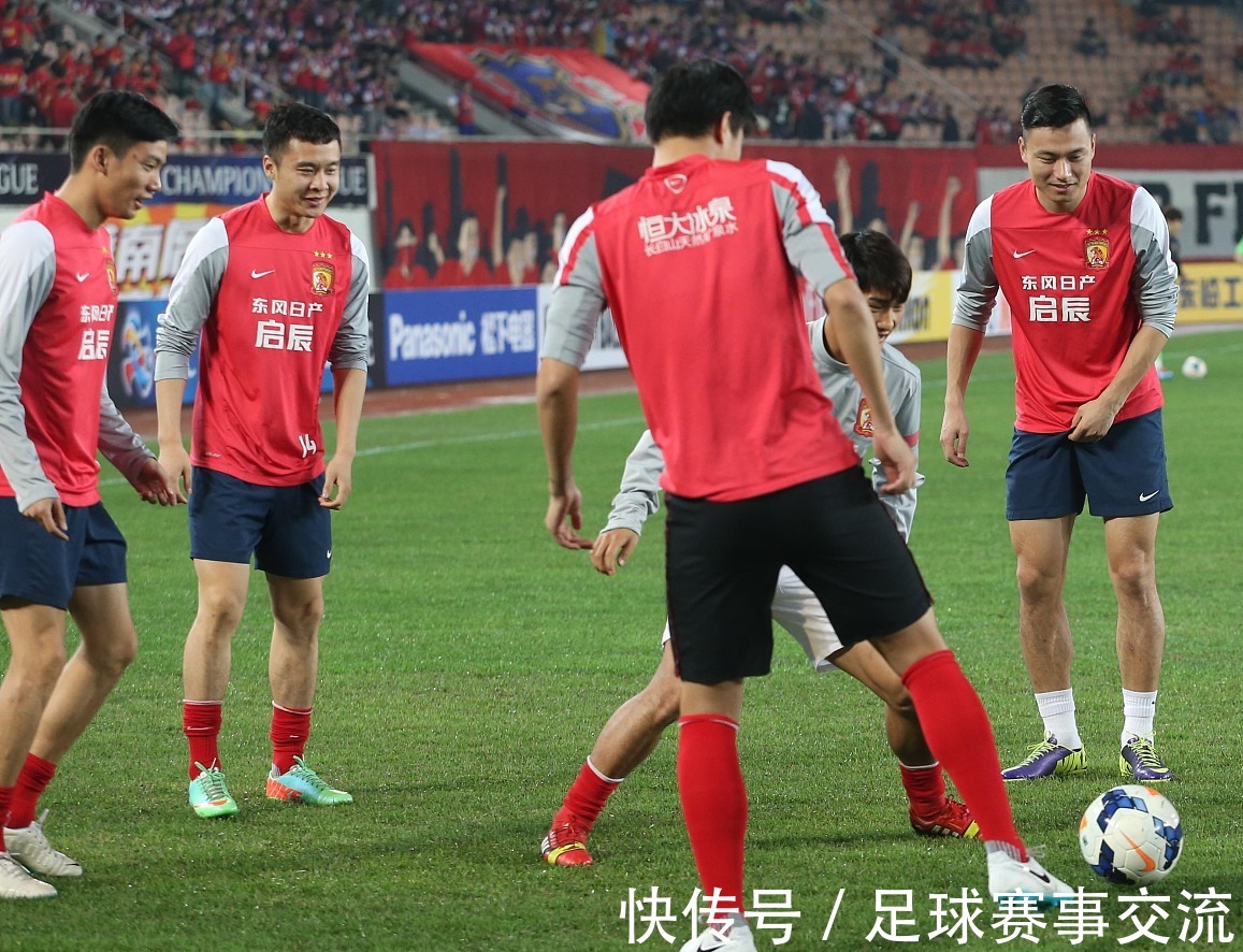 全市场：罗马和那不勒斯最近都询问了引进基耶萨的可能（全市场：罗马与那不勒斯近来已打听引进基耶萨的可行性）