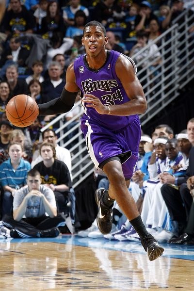 C罗中场休息时对裁判表达不满，讽刺道：你吹得太好了（半场哨响后C罗不满判罚，当面挖苦裁判：你吹得真棒）