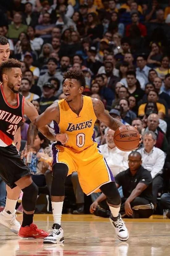 TA评2026世界杯百大球星：姆巴佩居首，梅西第8、C罗第25（2026世界杯百大球星榜出炉：姆巴佩登顶，梅西第8，C罗位列第25）