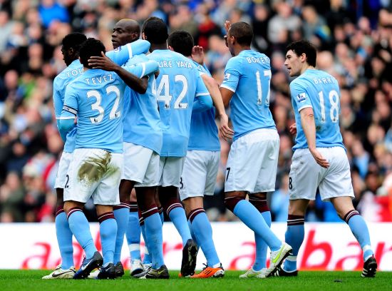 科尔：库明加明日出战成疑，梅尔顿将在客场之旅中迎来复出（科尔称库明加明日成疑 梅尔顿将随客场之旅复出）