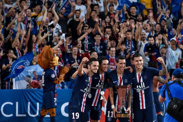 美记：PJ·华盛顿赛前训练扭伤脚踝，提前退出本场比赛（PJ·华盛顿赛前热身扭伤脚踝，本场比赛缺阵）