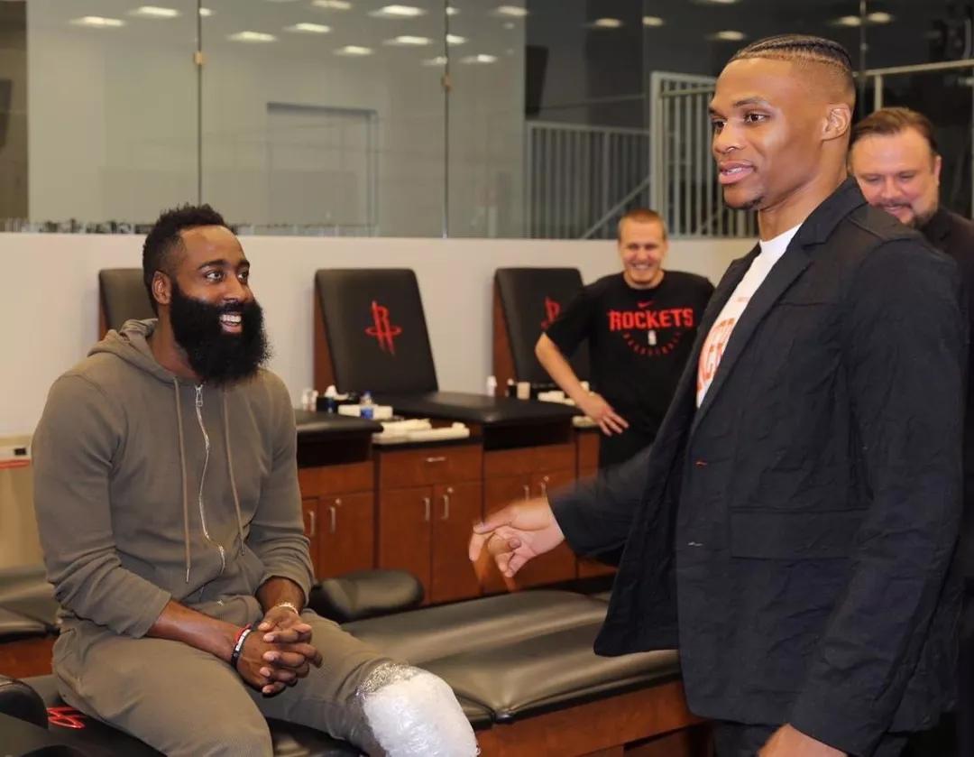 阿尔特塔：廷贝尔复出为时尚早，诺尔高担任中卫是最合适选择（阿尔特塔：廷贝尔回归尚需时日，诺尔高出任中卫最稳妥）