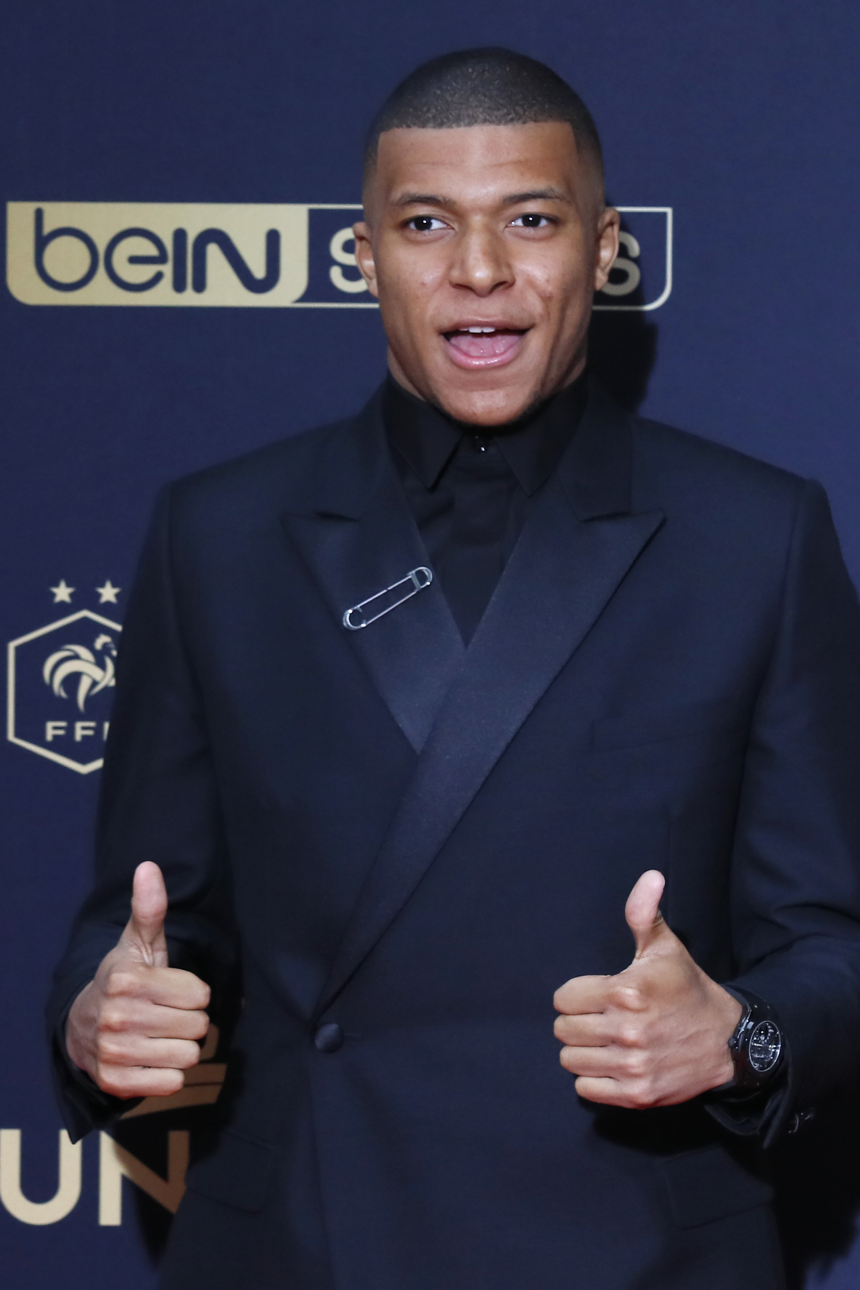 凯恩：我们今天展示了防守端的韧性，这场胜利能收获很多（凯恩：防守韧性尽显，这场胜利收获颇丰）