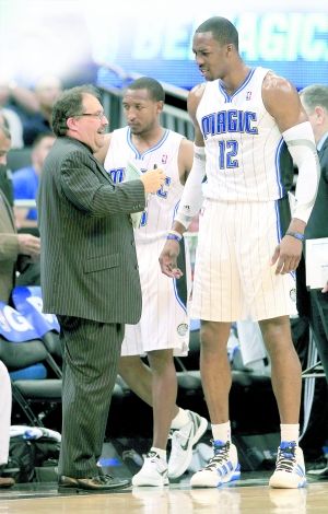 曼纳：冬窗是一个机会，中场是我们的引援关注重点（曼纳：冬季转会窗是良机，中场补强将成首要任务）